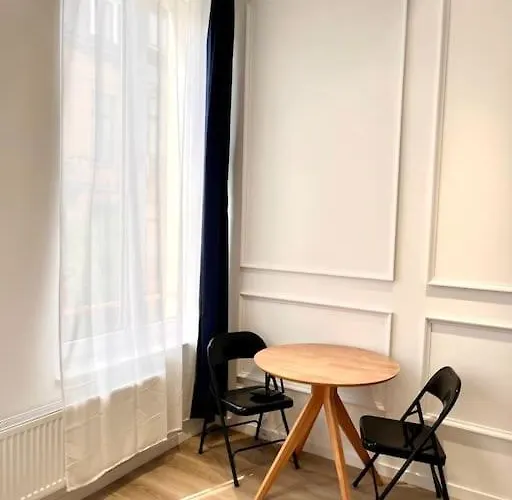 Chez Gianni & Stephanie - A Cozy And Elegant Studio In Brussels